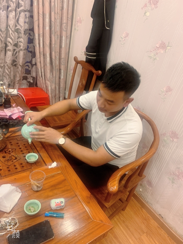 古有风琴的第一张照片--西安相亲服务中心