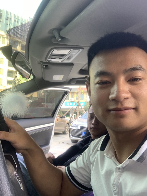 古有风琴的第三张照片--西安相亲服务中心