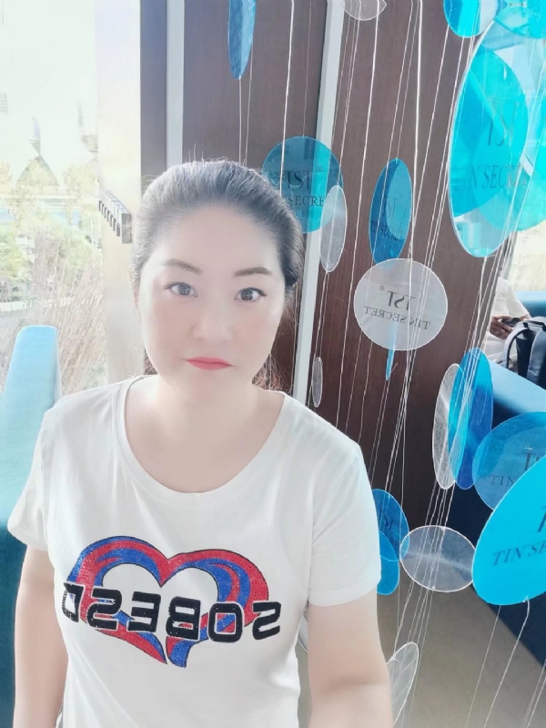 巷子里的童年的第一张照片--西安相亲服务中心