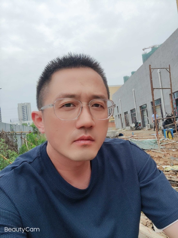 清风烈酒的第二张照片--西安相亲服务中心