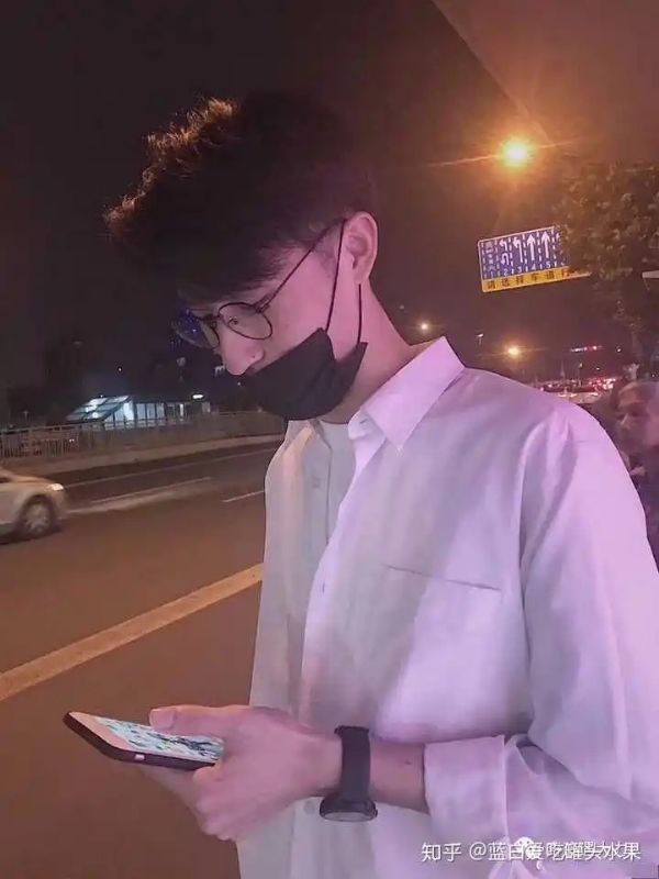 情圣的第二张照片--西安相亲服务中心