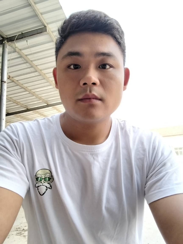 高大威武的第一张照片--西安相亲服务中心