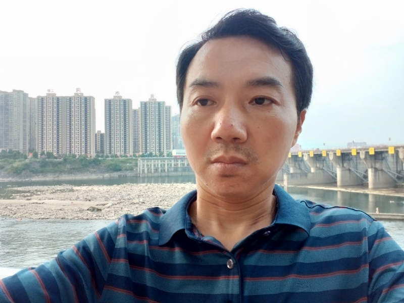 yangguang的第一张照片--西安相亲服务中心