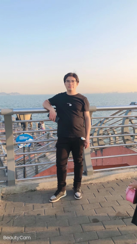 陆迅的第二张照片--西安相亲服务中心