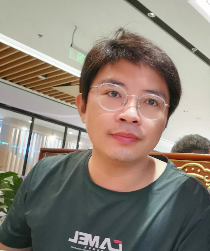 陆迅的第三张照片--西安相亲服务中心