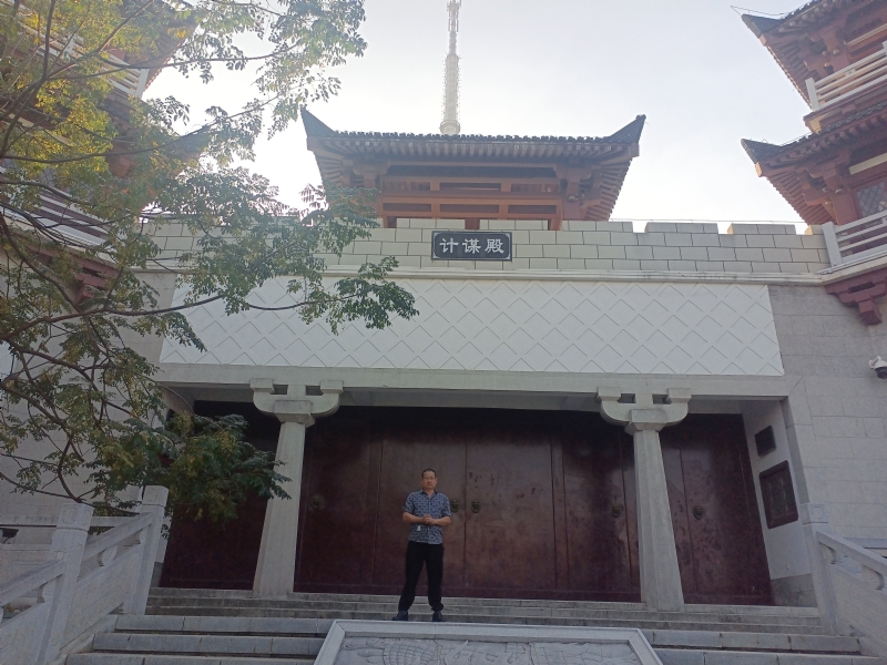 春夏秋冬的第一张照片--西安相亲服务中心