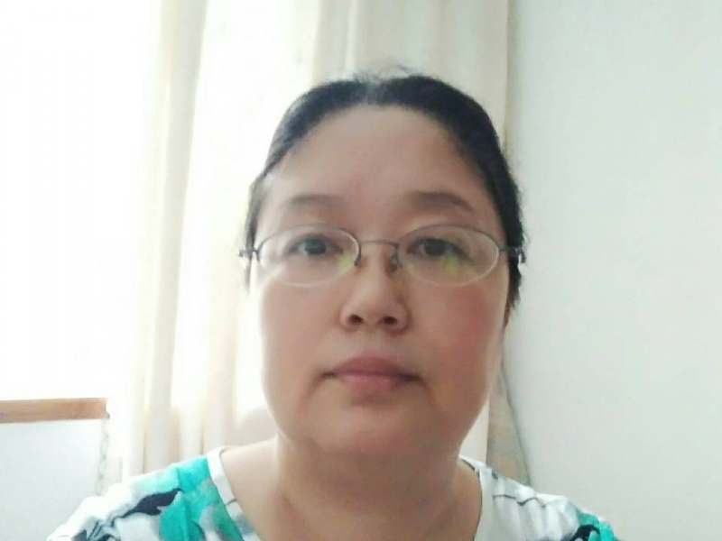 雨中漫步的第二张照片--西安相亲服务中心