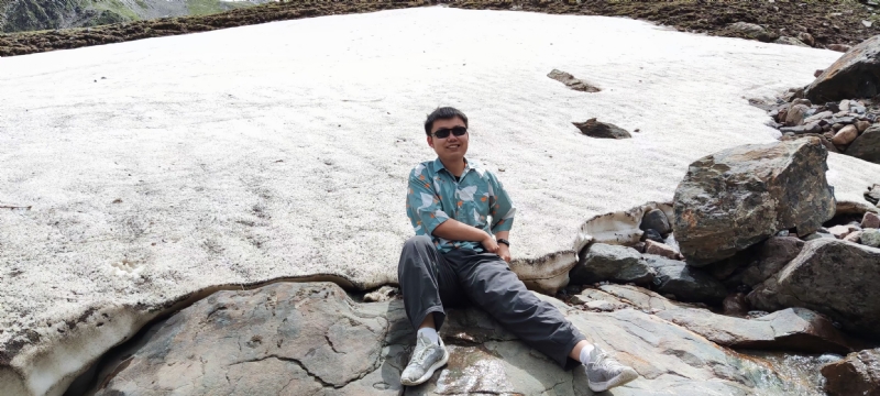 顶顶少年的第一张照片--西安相亲服务中心