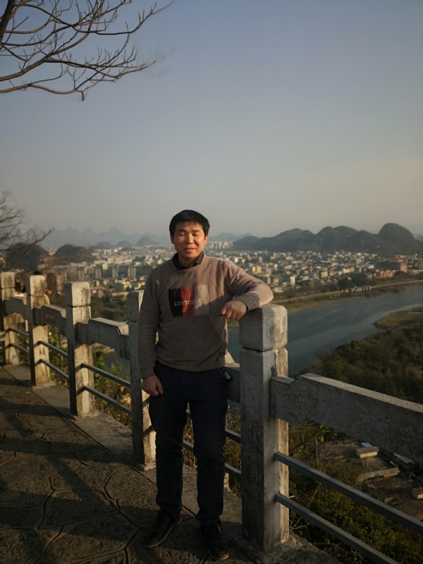 漓江之上的第三张照片--西安相亲服务中心