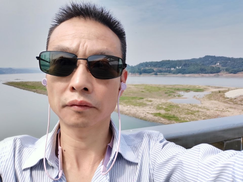 猪哥哥的第一张照片--西安相亲服务中心