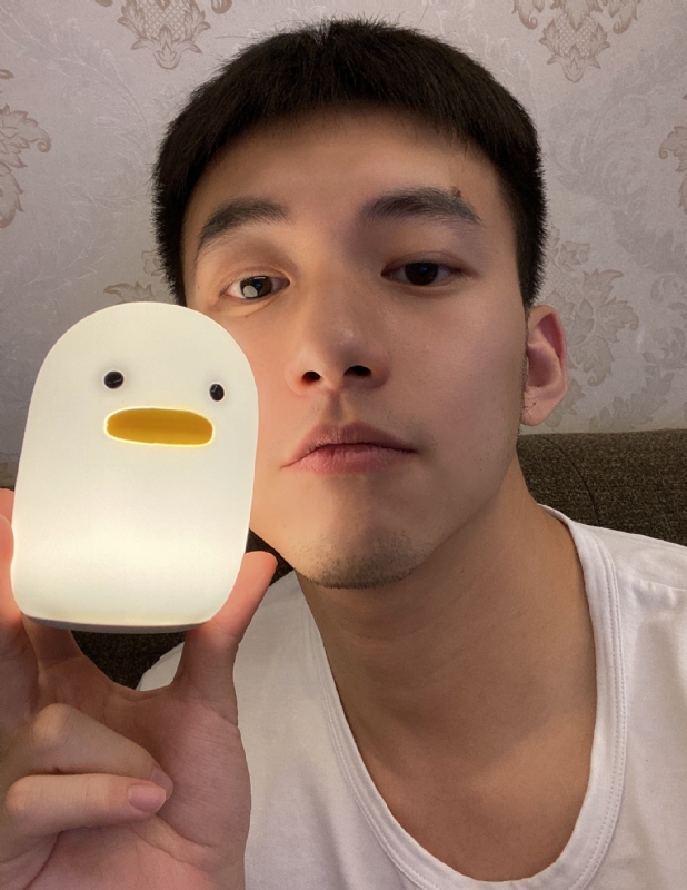 绝世大冤种的第三张照片--西安相亲服务中心