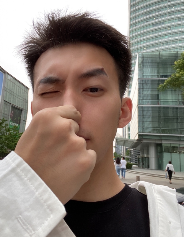 绝世大冤种的第四张照片--西安相亲服务中心