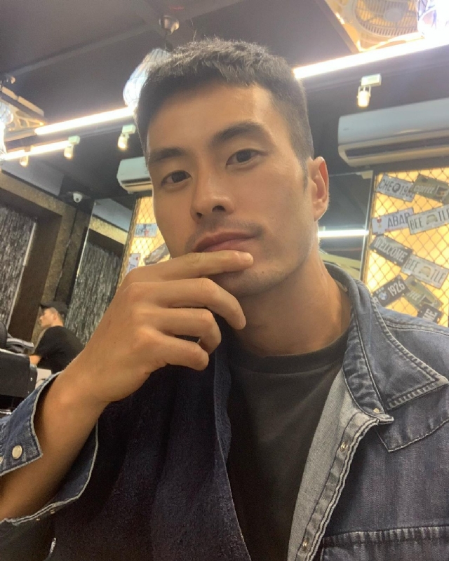 伟业强哥的第一张照片--西安相亲服务中心