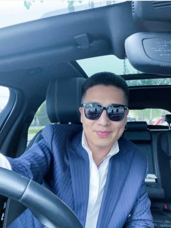 Andy的第一张照片--西安相亲服务中心