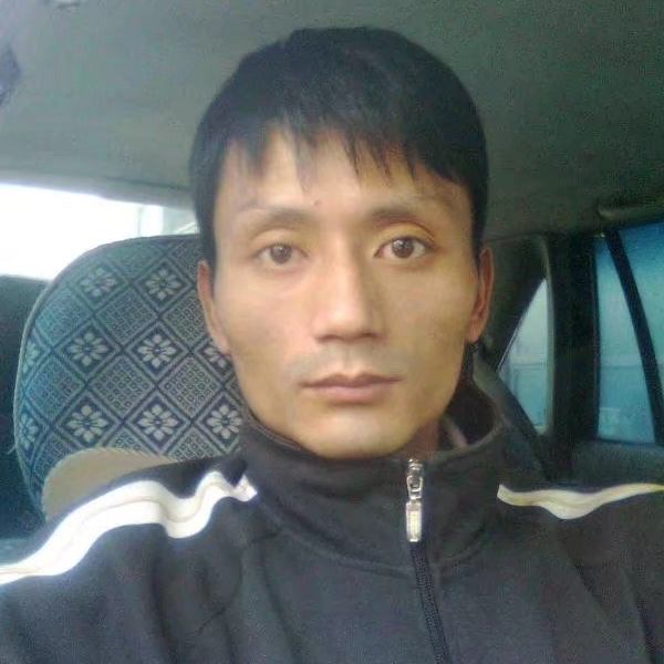 易心的第一张照片--西安相亲服务中心