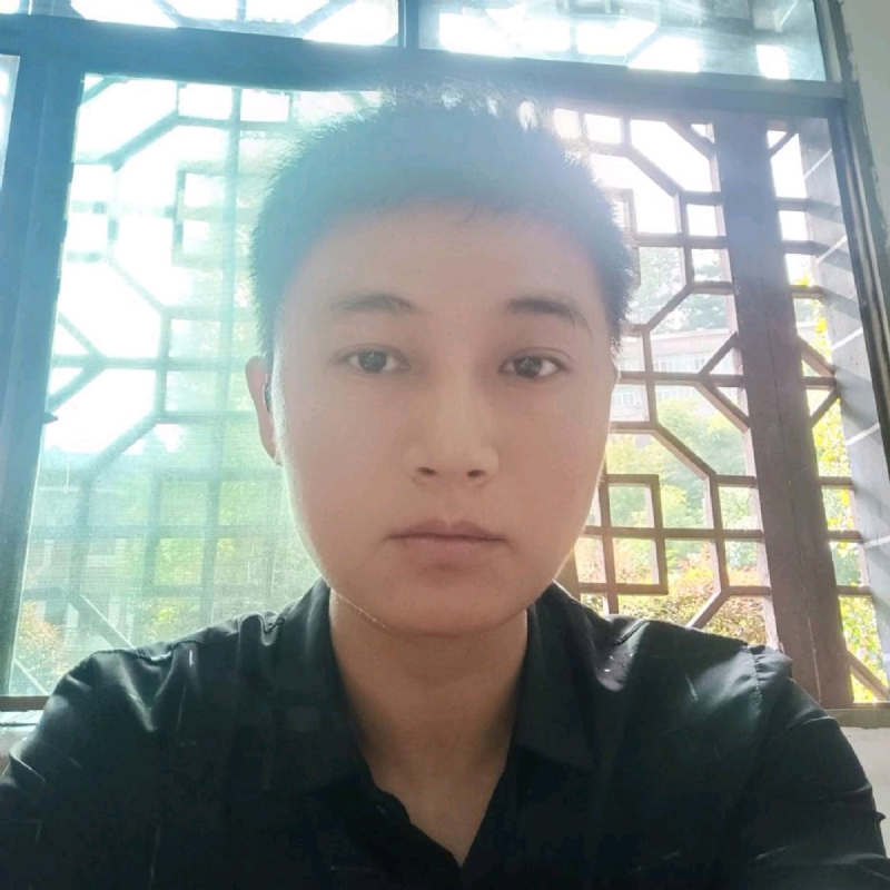 枫叶的第一张照片--西安相亲服务中心