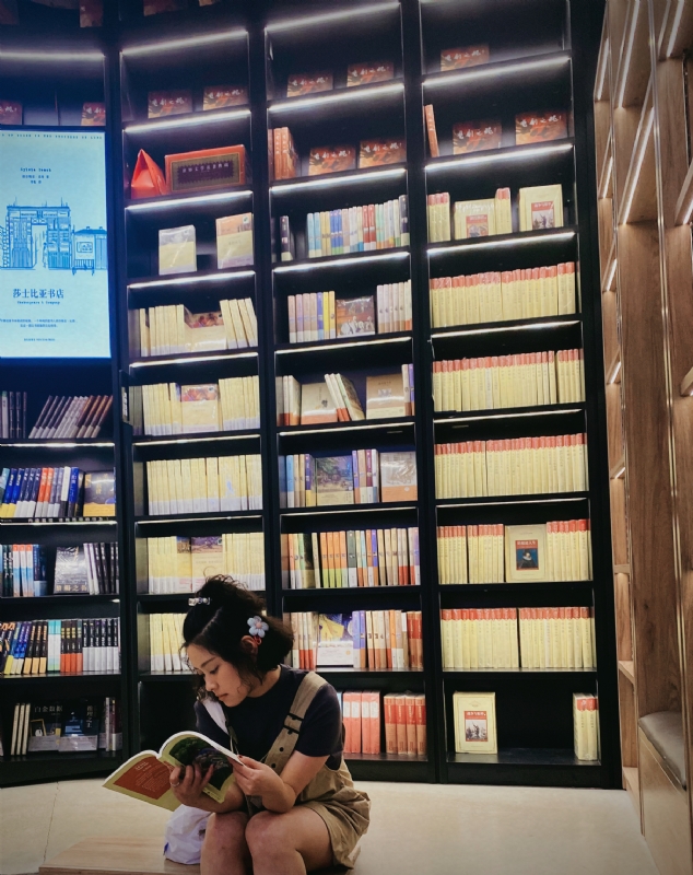 嘉佳的第一张照片--西安相亲服务中心