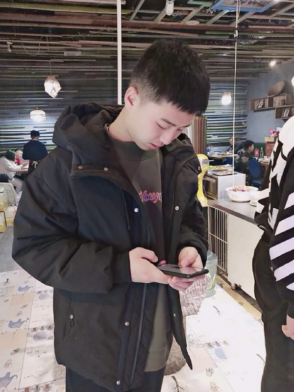 小赵的第一张照片--西安相亲服务中心