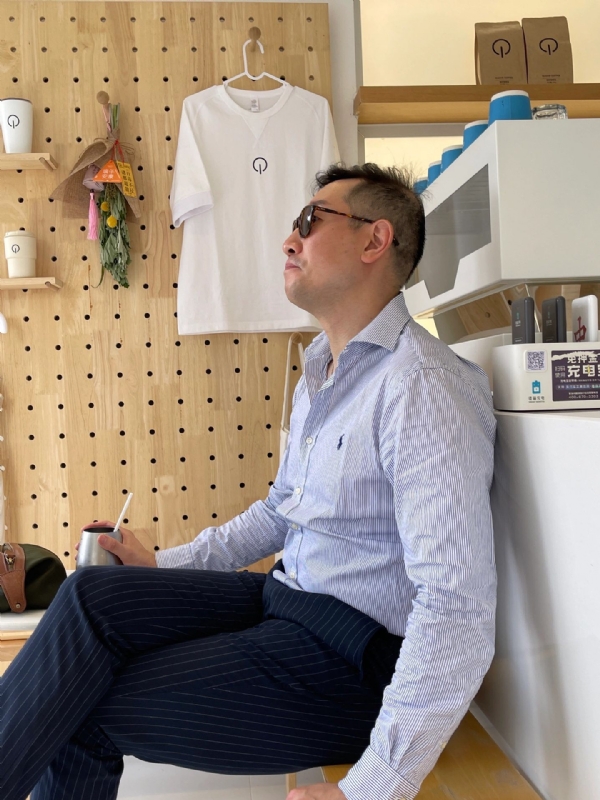 高陆的第二张照片--西安相亲服务中心