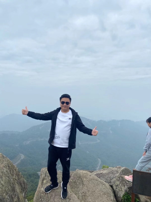 kinlee的第一张照片--西安相亲服务中心