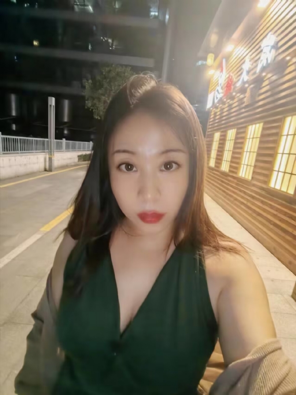 叶子青青的第三张照片--西安相亲服务中心