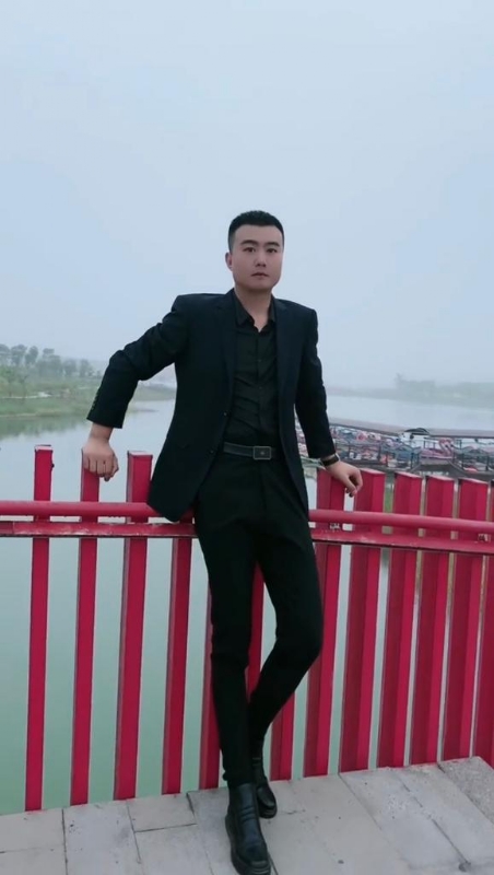 Albert的第二张照片--西安相亲服务中心