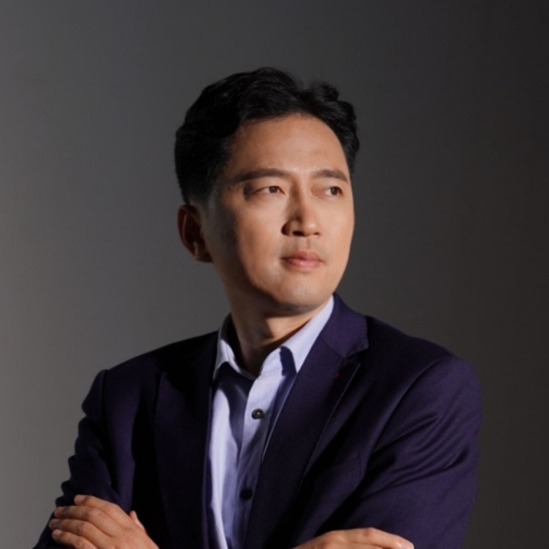 诗与远方的第一张照片--西安相亲服务中心