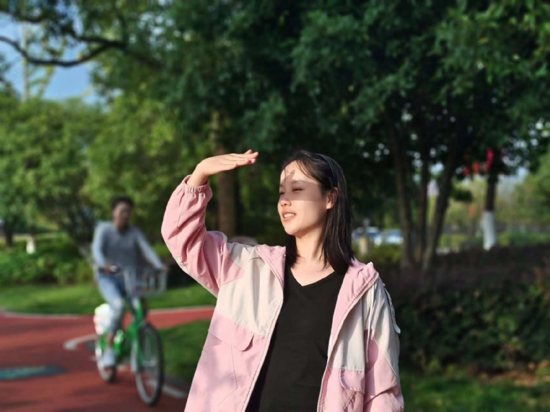 达拉崩吧的第一张照片--西安相亲服务中心