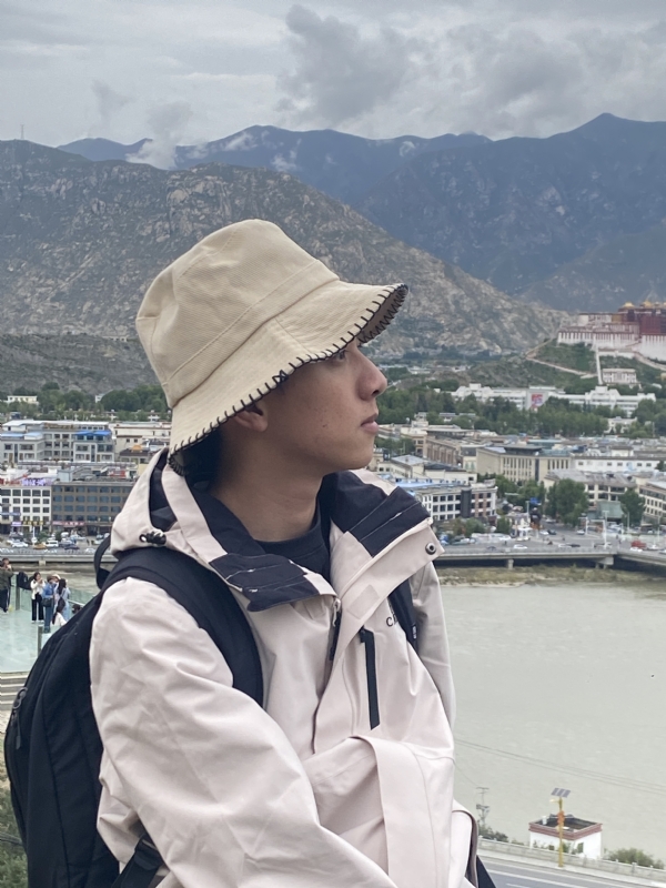 Lucky的第一张照片--西安相亲服务中心