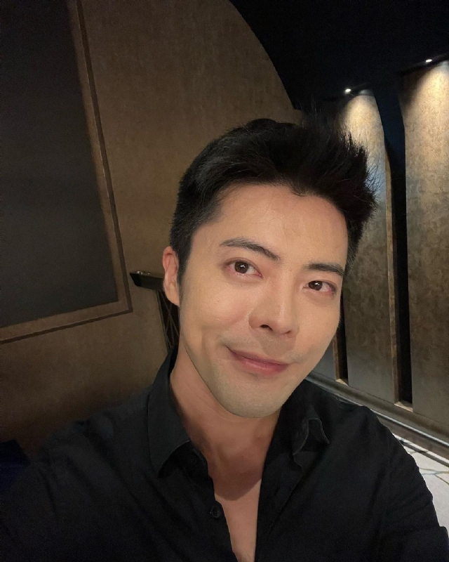 蛮子的第一张照片--西安相亲服务中心