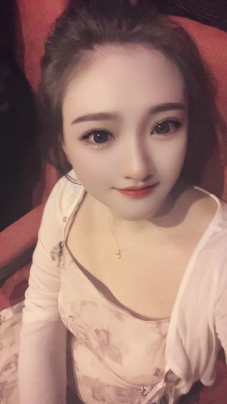 不倾城的第二张照片--西安相亲服务中心