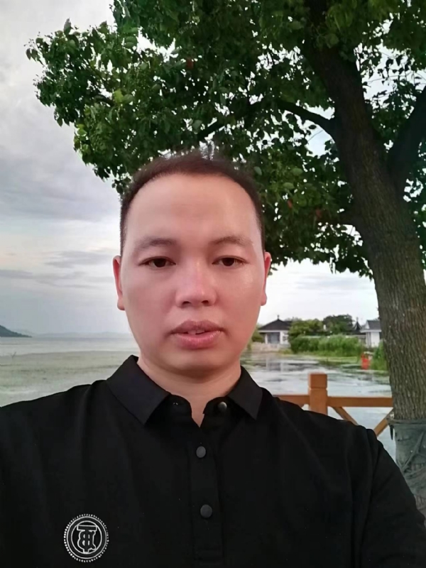 一起说晚安的第一张照片--西安相亲服务中心