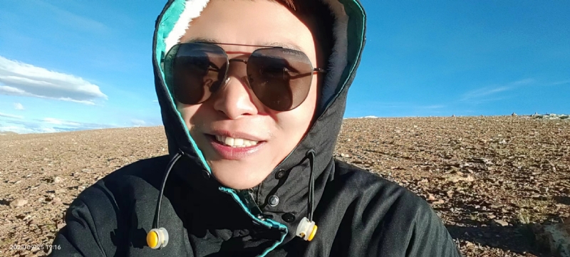 守一座孤城等一个旧人的第一张照片--西安相亲服务中心