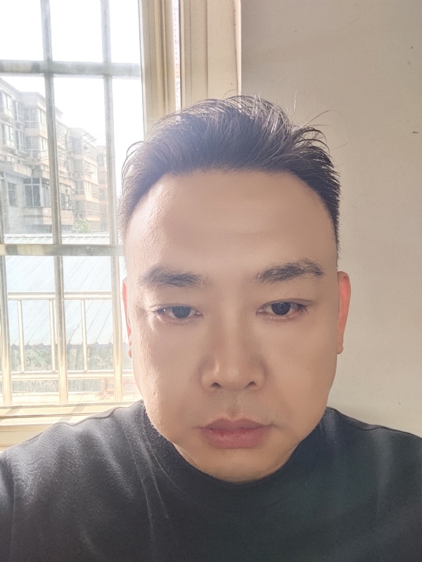 爱人先爱己的第一张照片--西安相亲服务中心