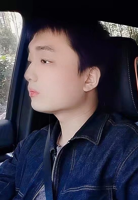 凉锦年的第一张照片--西安相亲服务中心