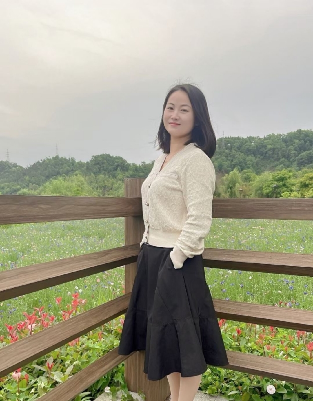 琴儿的第一张照片--西安相亲服务中心