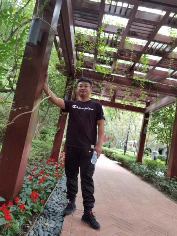 会飞的鱼的第三张照片--西安相亲服务中心