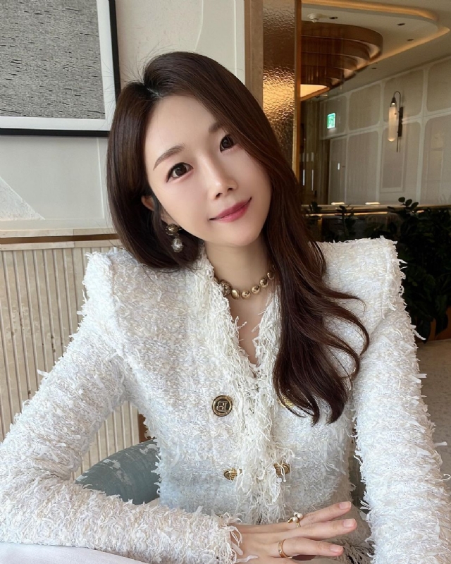 惠然的第一张照片--西安相亲服务中心