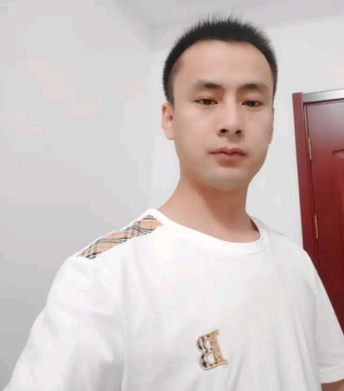 海阔天空的第一张照片--西安相亲服务中心