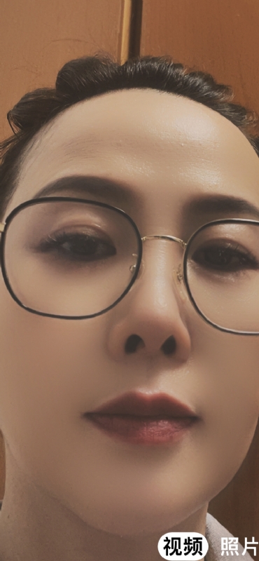 水女人的第一张照片--西安相亲服务中心