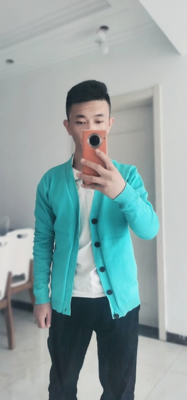 康荣振的第一张照片--西安相亲服务中心