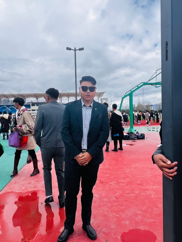 脸皮暴的第一张照片--西安相亲服务中心