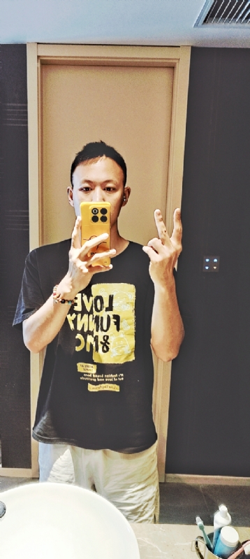 涵涵在的第一张照片--西安相亲服务中心