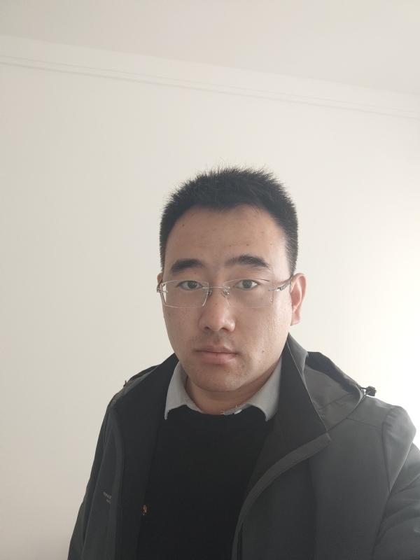 真诚的第一张照片--西安相亲服务中心