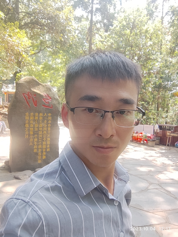 未来可期的第一张照片--西安相亲服务中心