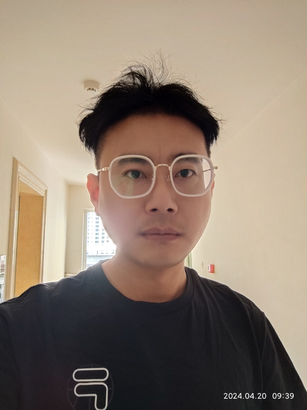 信带小李的第一张照片--西安相亲服务中心