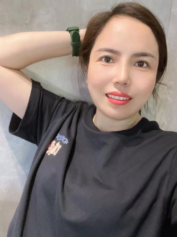 哈宝的第一张照片--西安相亲服务中心