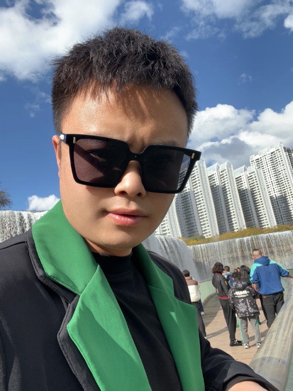 子阳的第一张照片--西安相亲服务中心