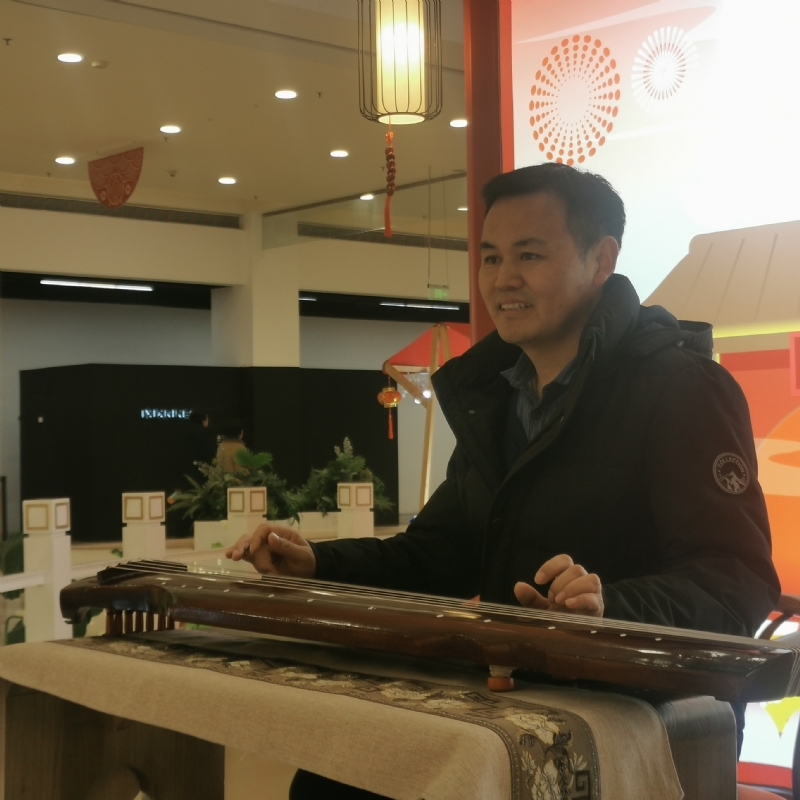 寻觅有缘人的第一张照片--西安相亲服务中心