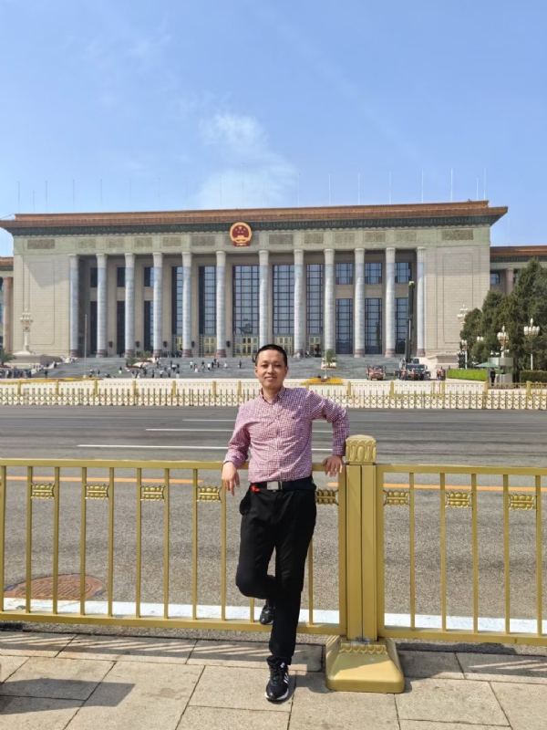 匆匆那年的第三张照片--西安相亲服务中心